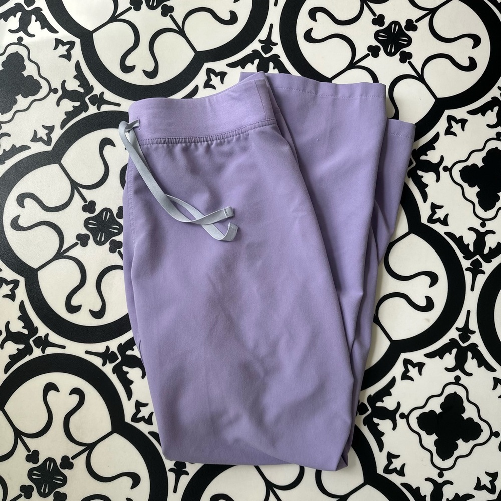 Lavender Figs Livingston Set